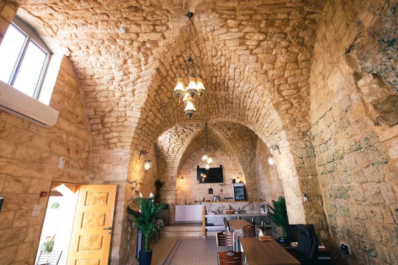 Louis Guesthouse Nazareth Exteriör bild