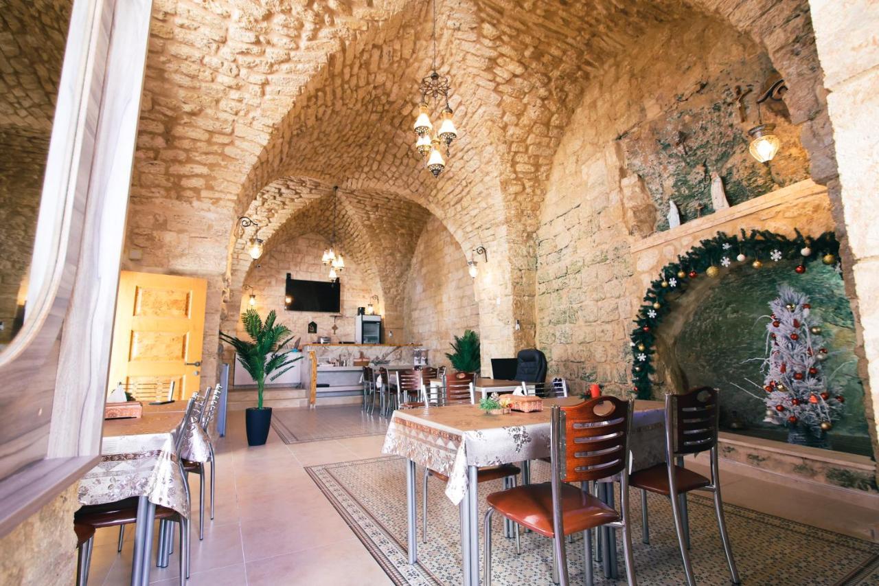 Louis Guesthouse Nazareth Exteriör bild