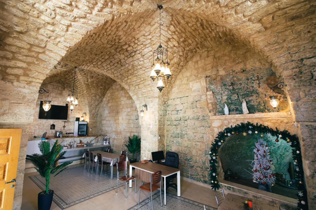 Louis Guesthouse Nazareth Exteriör bild