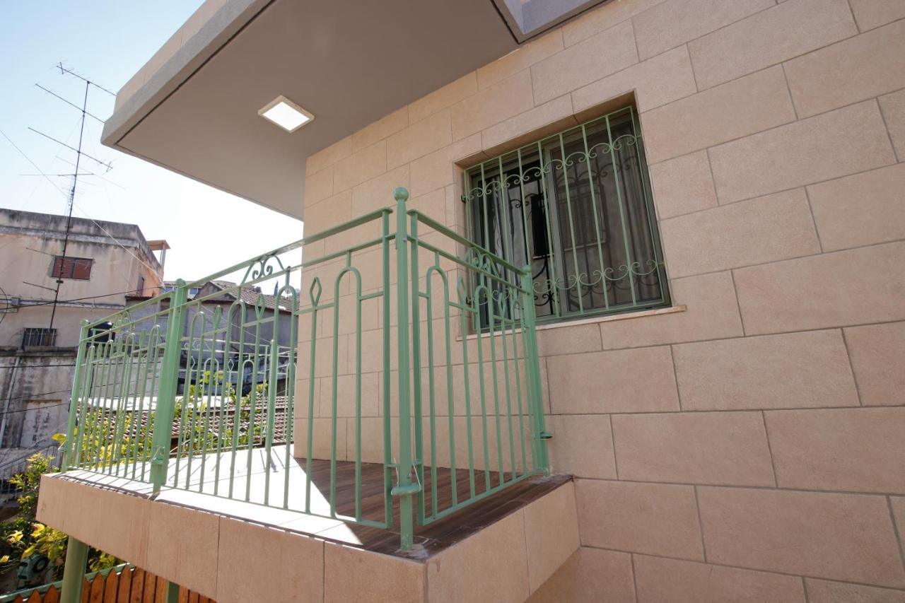 Louis Guesthouse Nazareth Exteriör bild